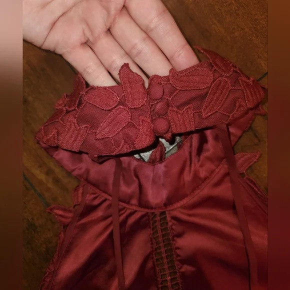 NWT Bardot Burgundy Gemma Halter Lace Dress Size 4 - Picture 7 of 14